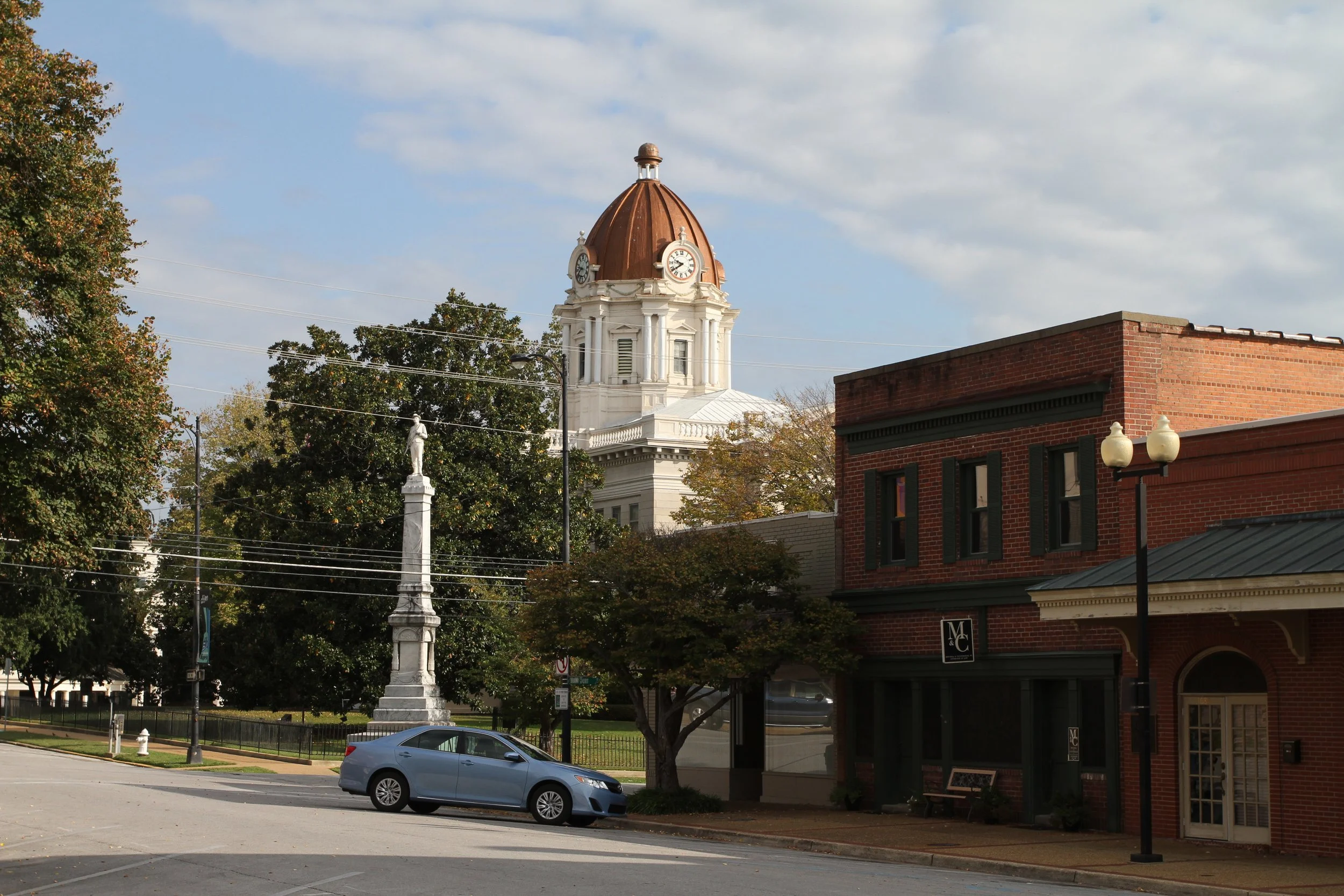 Historic Lee County Courthouse viewed from Broadway Street in Tupelo, Mississippi