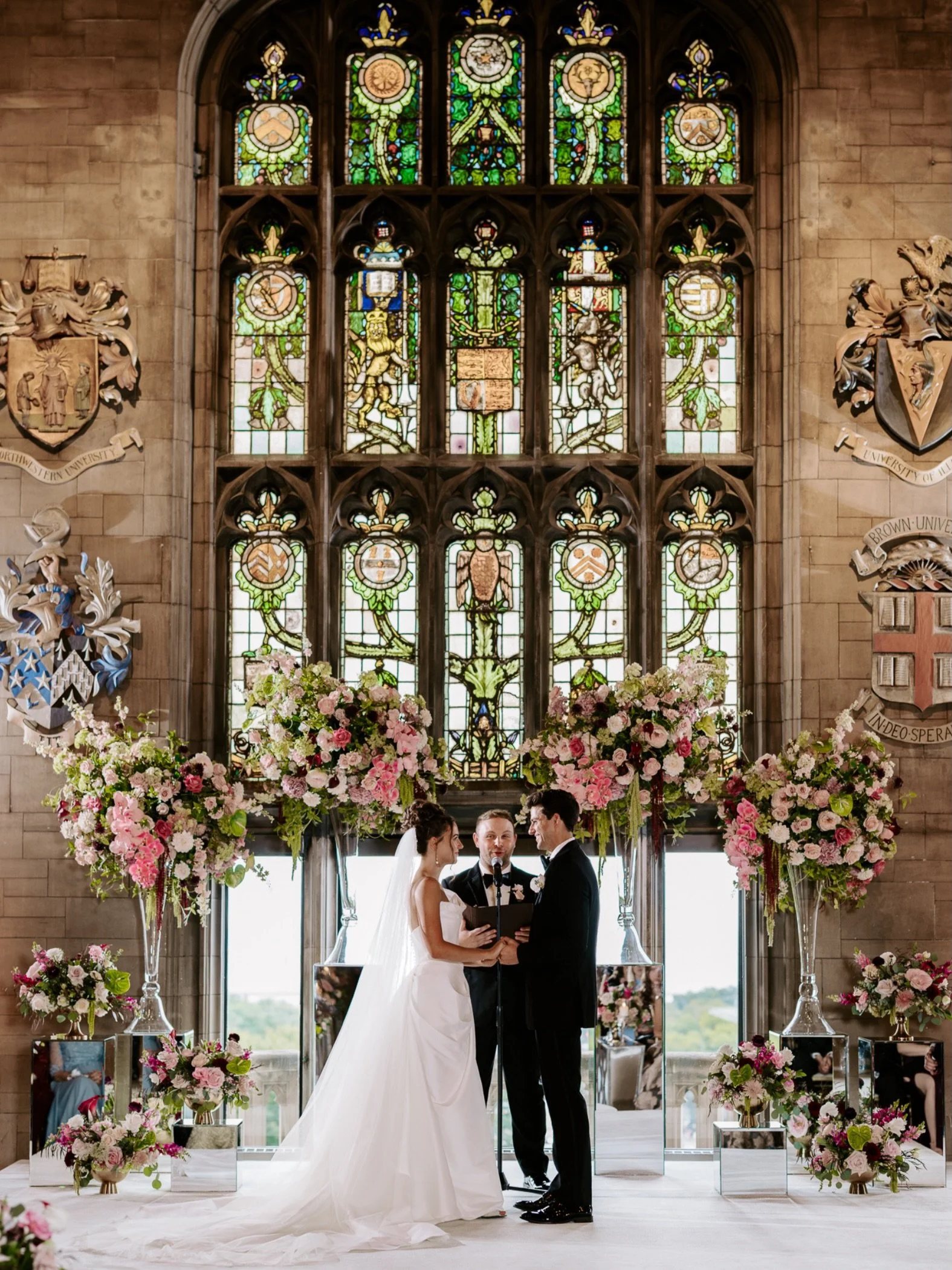KATE + JOEY 8.29.26 !!!

Listen&hellip;. I have been trying to put this post together for DAYS and have been struggling so hard because I have so many favorites, I love Kate, Joey, + their people SO MUCH, and I have so much to say about this day!!!!!