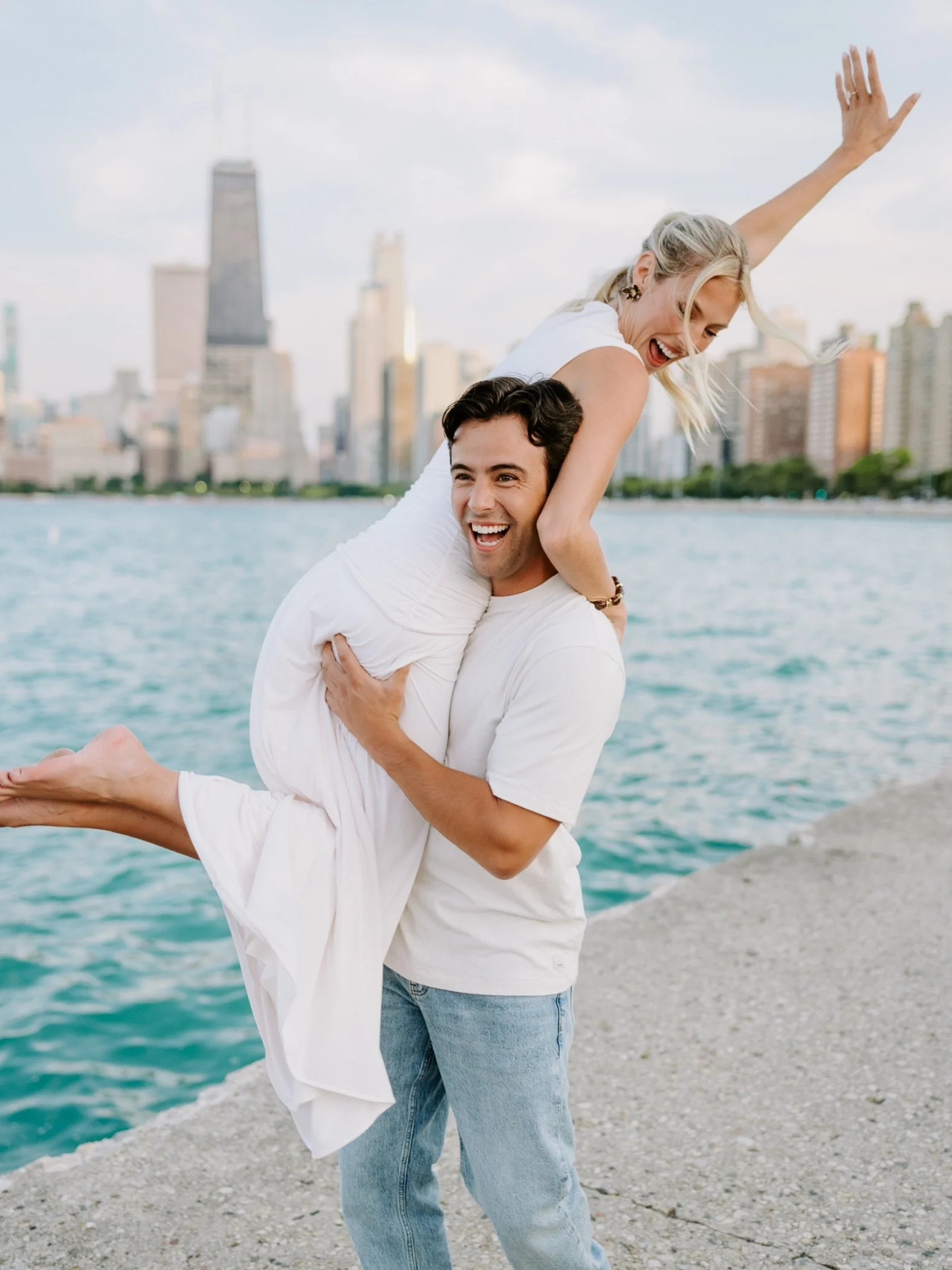 Cali + Jason part 2!!

Summer 2026 has been filled with soooo many beautiful humans, gorgeous smiles, and LOTS of lake jumps!!!!

#lake #engagementphotos #chicagoengagementphotographer #chicago #jump