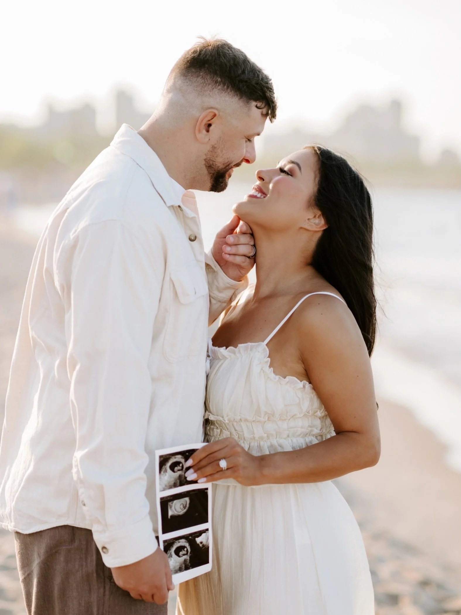 The dreamiest maternity session for Jenny + Aaron!!! And omgggg when they brought their dog in for some photo too.. heart melted!!!

#maternity #comingsoon #chicagophotographer #sunset #beachphotography