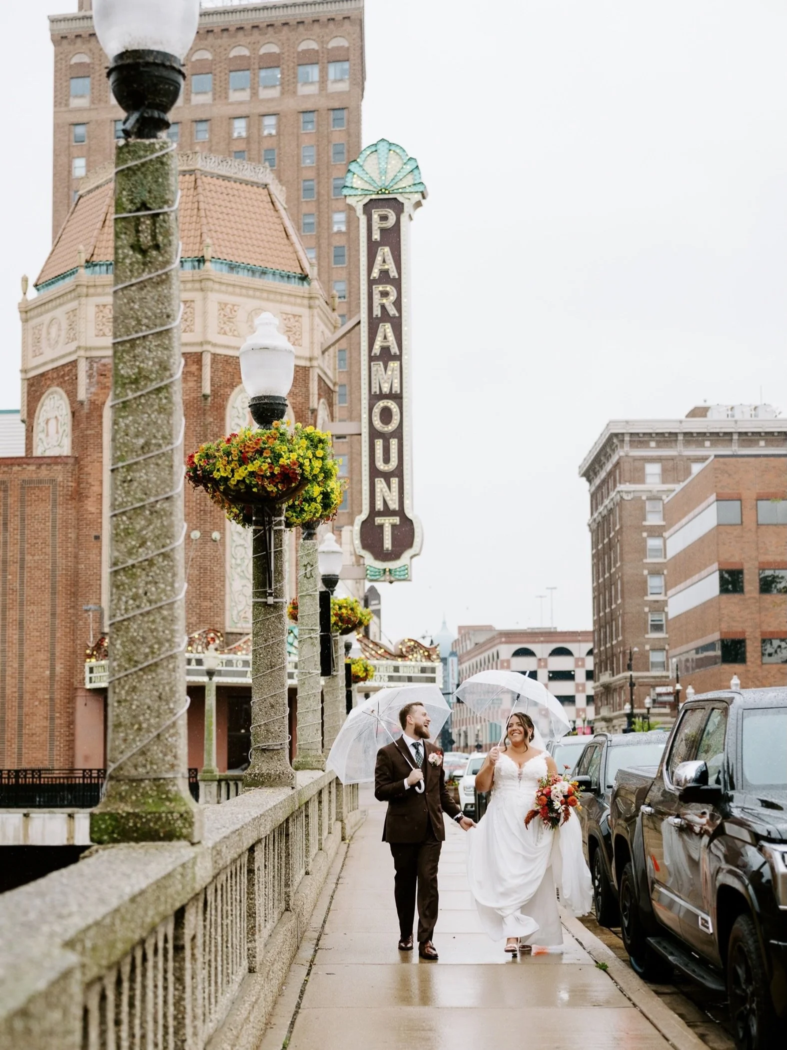 AMANDA + CODY!!! 9.19.26

Amanda and Cody were one of my very first bookings for 2026 weddings and I cannot believe how fast their wedding day got here!! This was an extra special wedding day because Amanda was my childhood next door neighbor!! So of