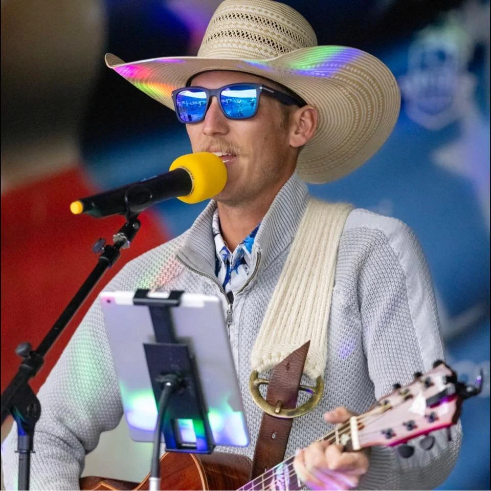 Levi Klemm – Live at Cassie’s