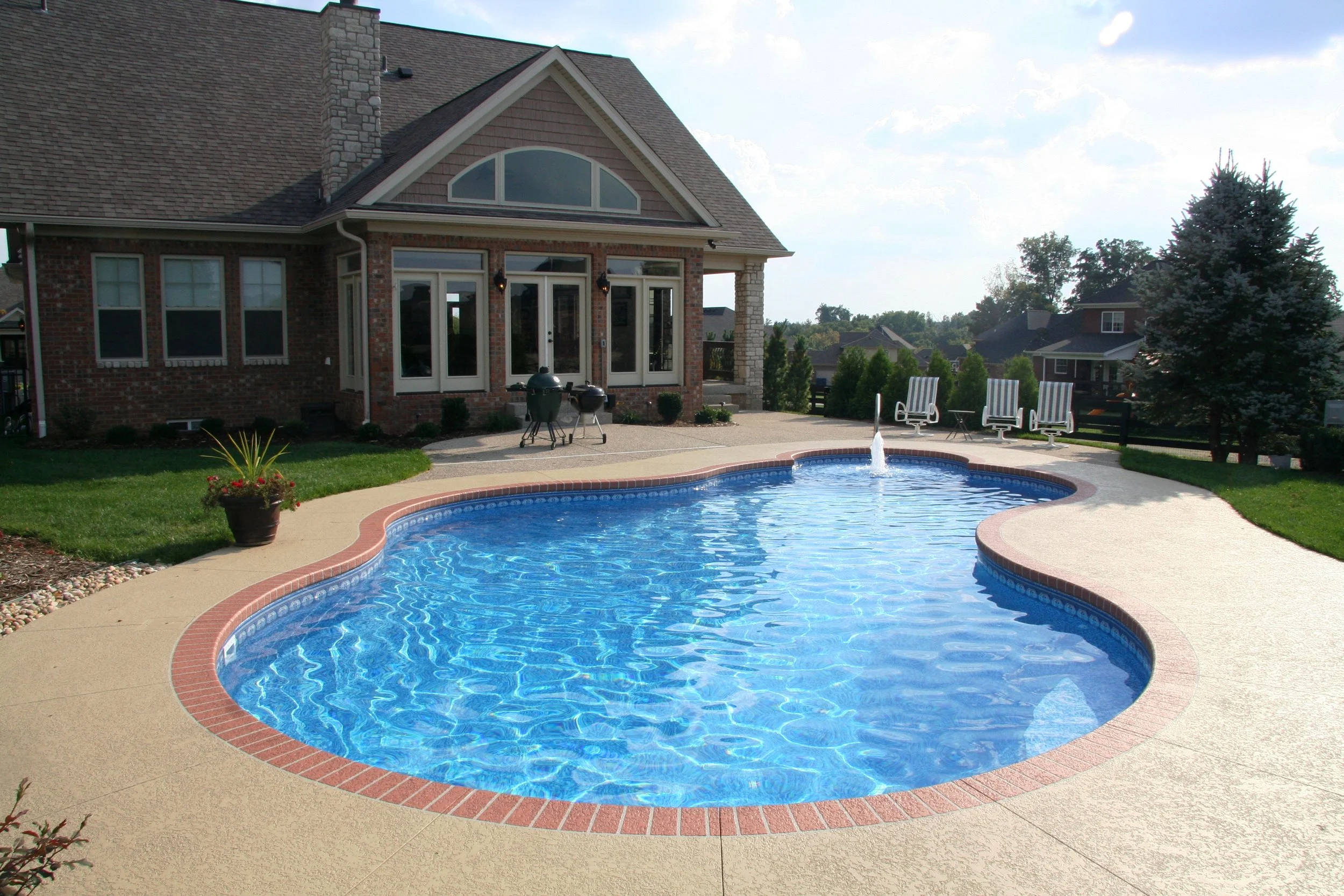 okc-edmond-norman-pool-cleaning-technician-2