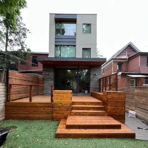 Residential deck refinishing project in Toronto