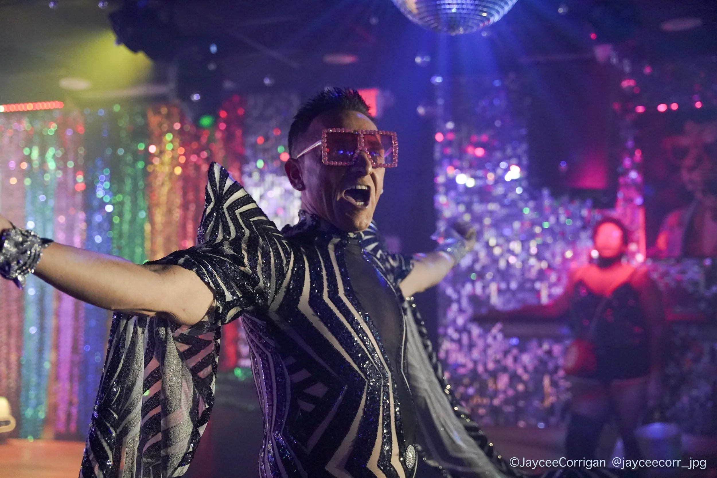 JayceeCorrigan_DiscoDollyAug30-12.jpg