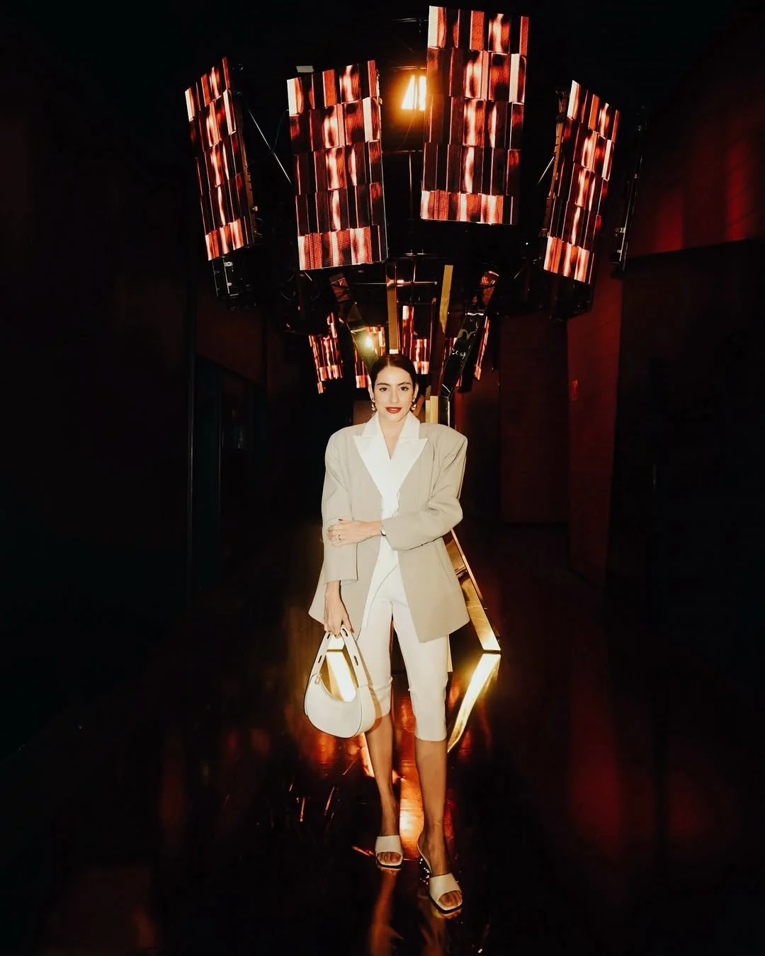 @rebecadantasg #SalãoCasamoda Cenografia @harleyvixcostaFoto @lucasqueirozfotografia.jpg