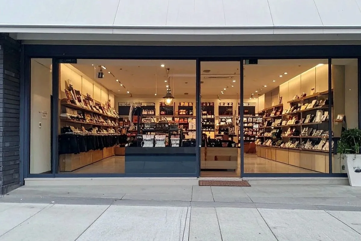 Commercial Glass for Tenant Build-Outs and Retail Renovations