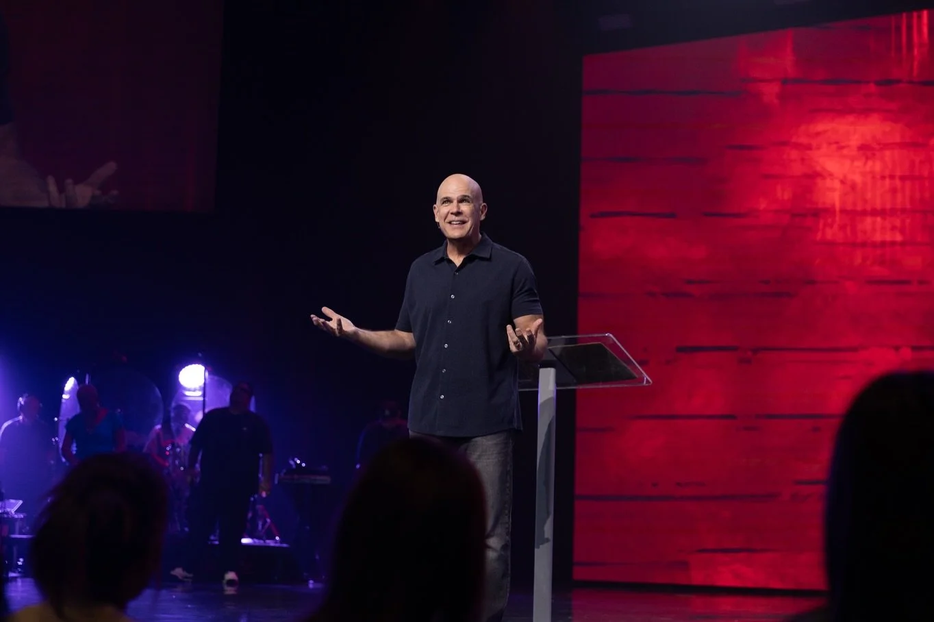 What an incredible Sunday🤍 We celebrated Super Summer Baptisms and were encouraged by the hope of Jesus&rsquo; return. If you&rsquo;re ready to take the next step in your faith through baptism, sign-ups are still open for next weekend!💧✝️

#woodlan