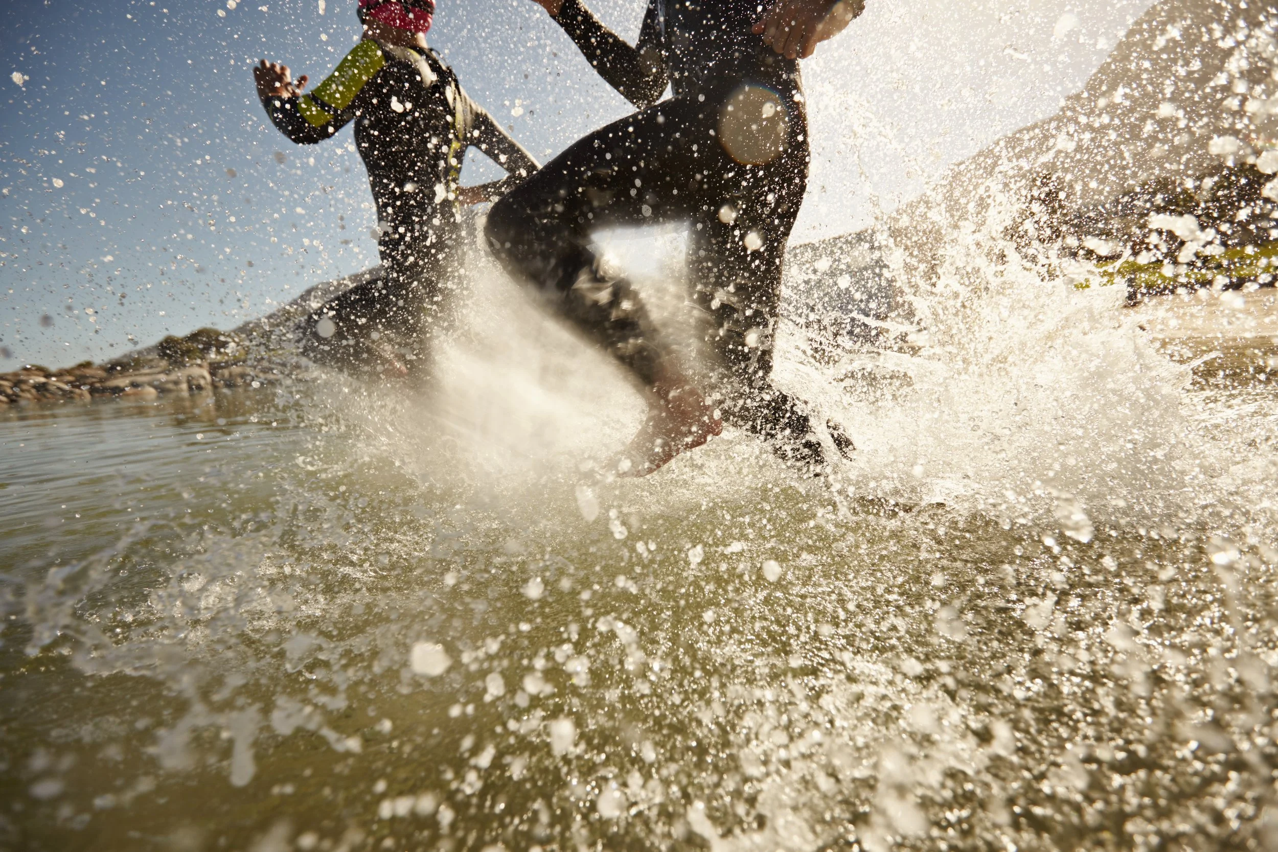 triathlon-participants-running-into-the-water-for-2026-01-05-00-56-42-utc.jpg