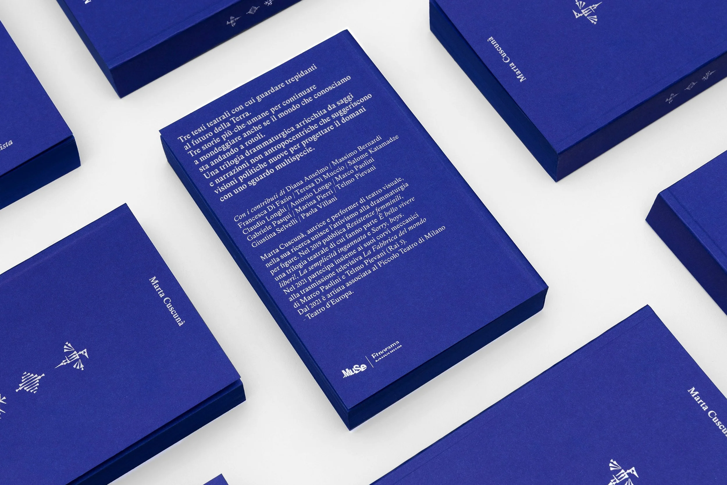 SGUARDI DI SPECIE MARTA CUSCUNÀ