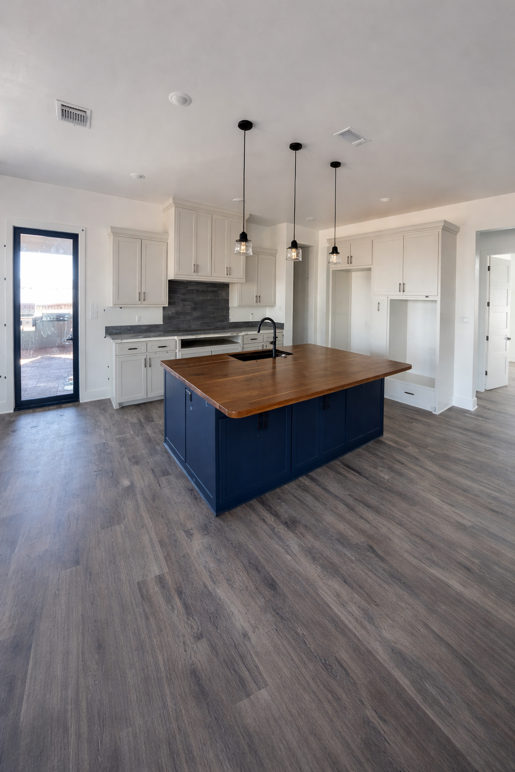 ChatGPT Image Jan 20, 2026, 03_53_31 PM.png