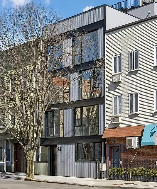 DEVELOPMENT / New Construction — Condominium
Greenpoint, Brooklyn, NY | Completed 2025