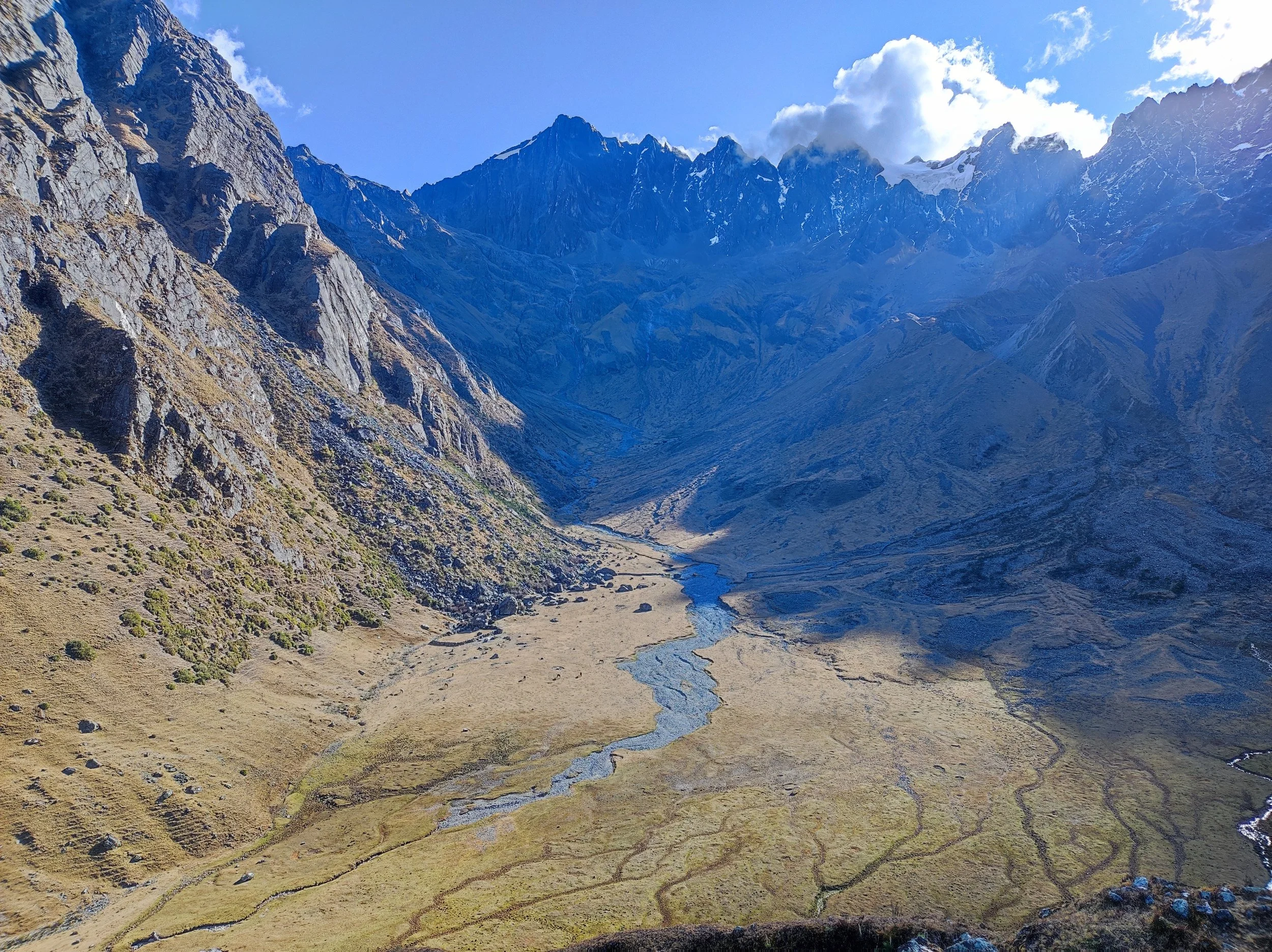 Humantay lake and glacier