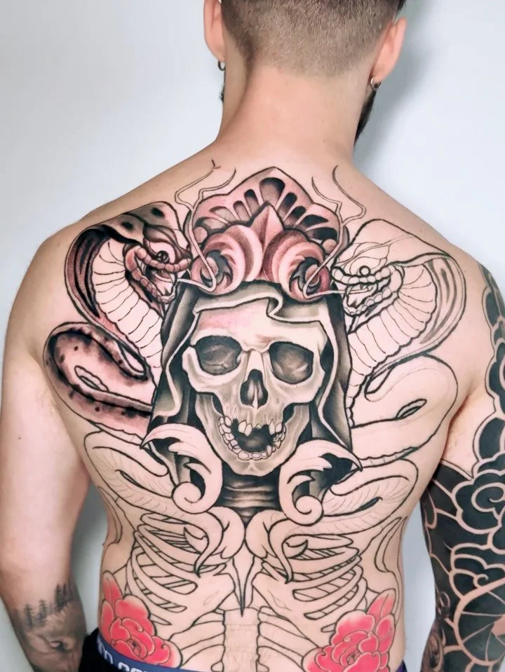 BACK PIECE IN PROGRESS. 

Shoutout to my client for enduring the pain like a boss! 😂 
This piece isn't for everyone, but I love it. 
Can't wait to see it done. 

Ready to take on more large-scale projects and backs! Hit me up if you're down.

#backt