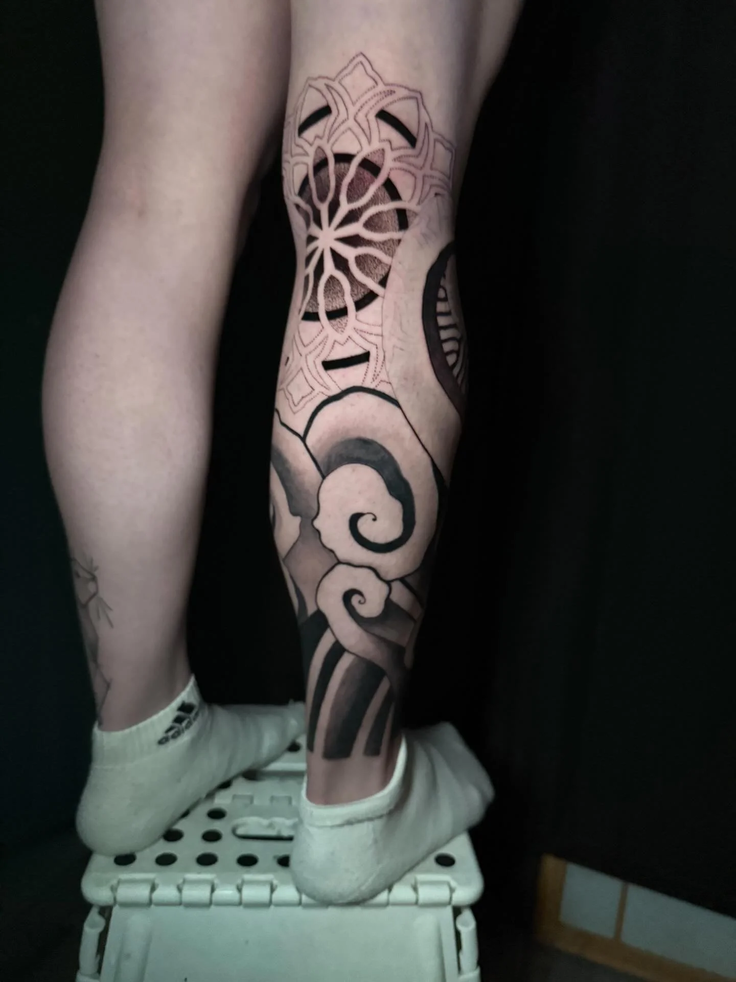 Work in progress: Ornamental Japanese full leg piece.

If you&rsquo;d like to receive quote ore just info about anything, text INFO in the comment section.

If you&rsquo;d like to receive flashes or projects I wanna do, text me PLEASE; I&rsquo;ll sen