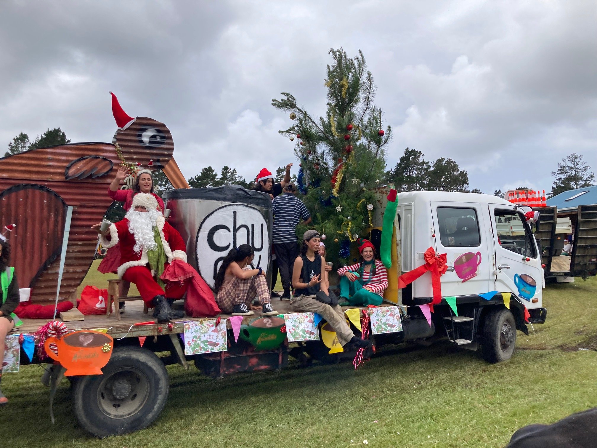 Santa Parade 2023.jpg