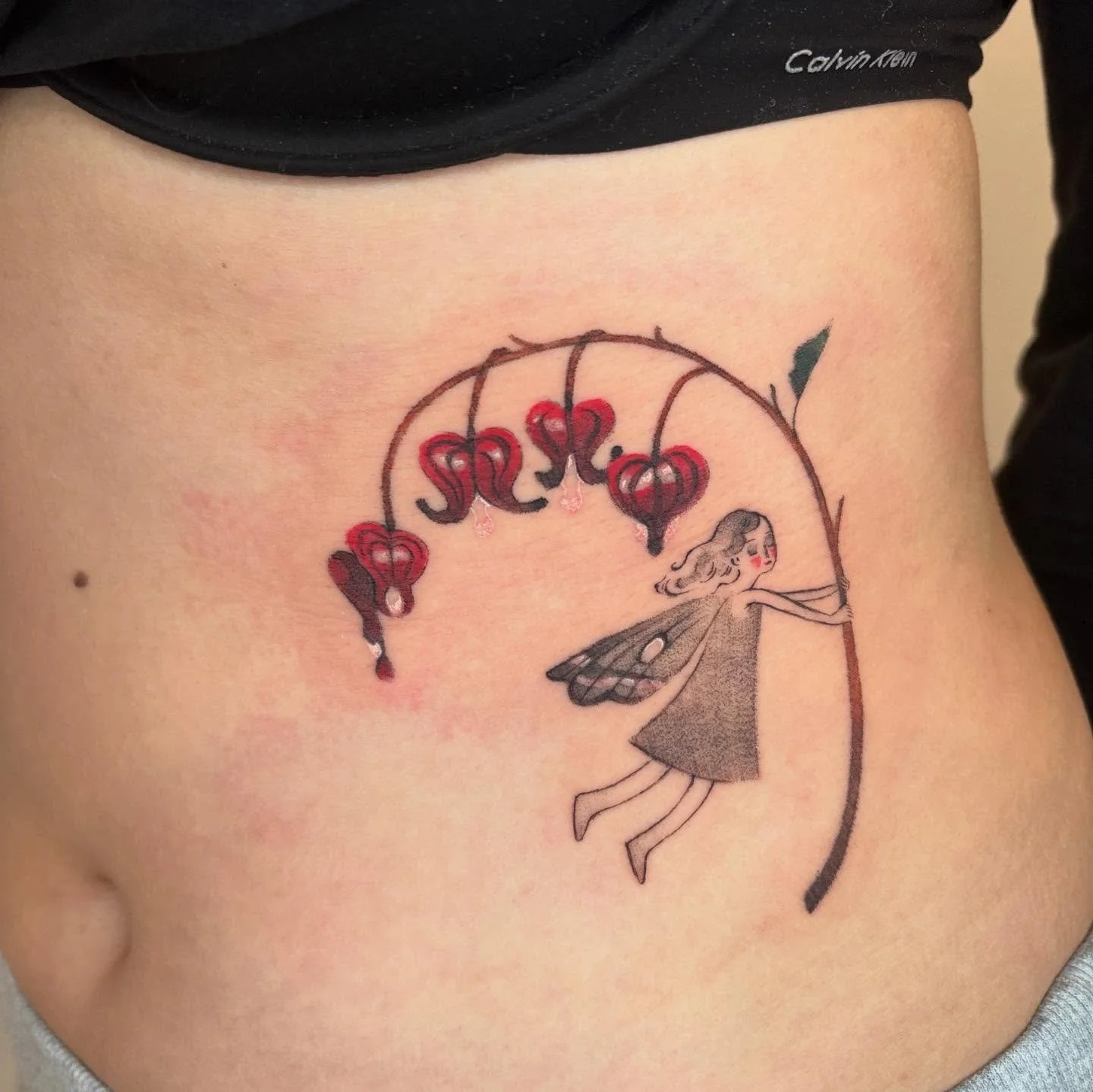 A bleeding heart flower vine and a sweet fairy ❤️ A beloved custom piece. 

Booking in NYC for Jan-Feb. DM or link in bio to book! 

#tattoo #nyctattoo #nyctattooartist #artistsoninstagram #tattoos