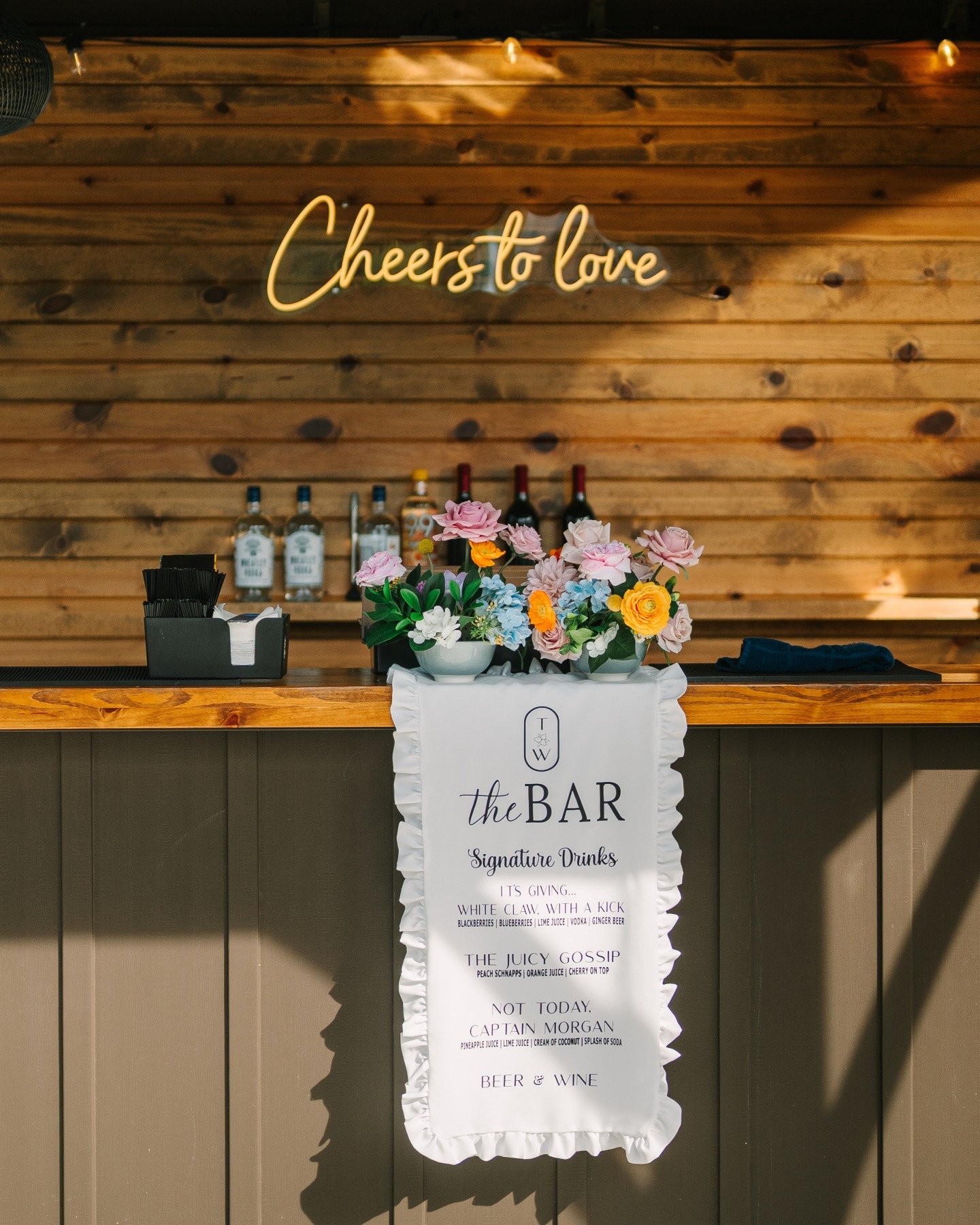 The bar sign everyone&rsquo;s talking about!😍

Designed, sewn, and created just for your celebration. No two are exactly alike, because every detail is customized to bring your vision to life.

Not only is the bar sign perfect for weddings but it's 