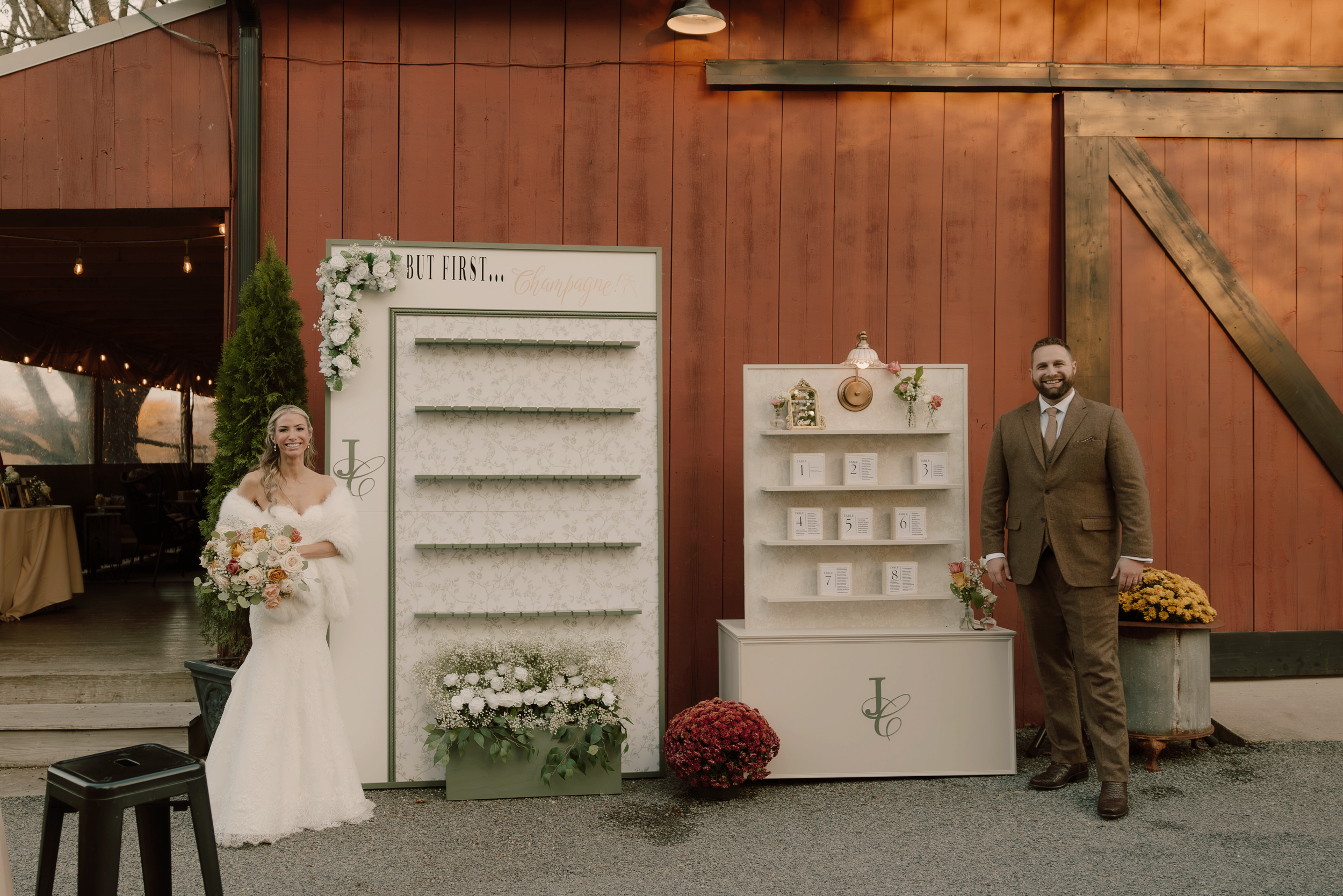 Statement Wall and Table Seating Wall