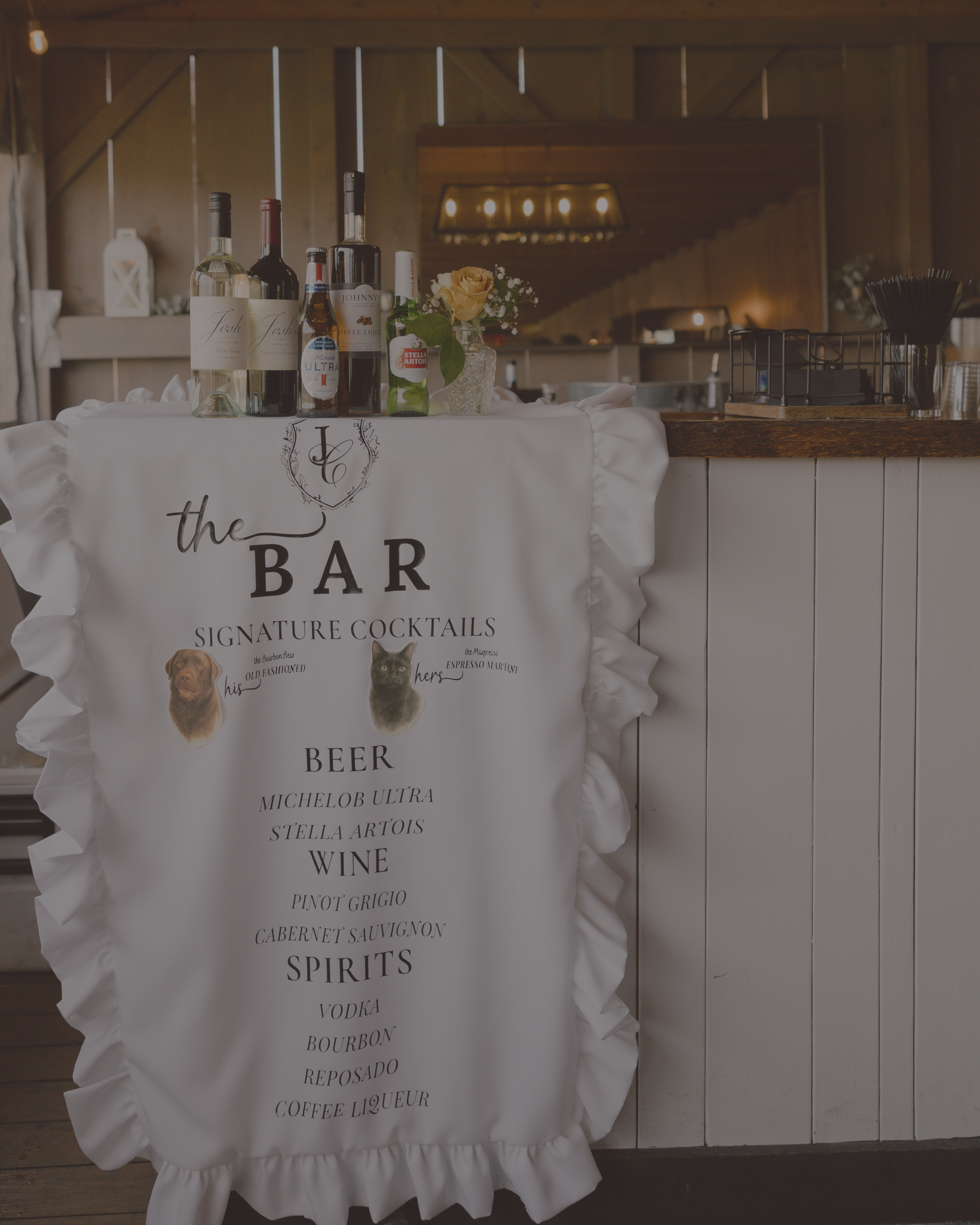 Small details, bar signs, table number signs, cards and gifts signs