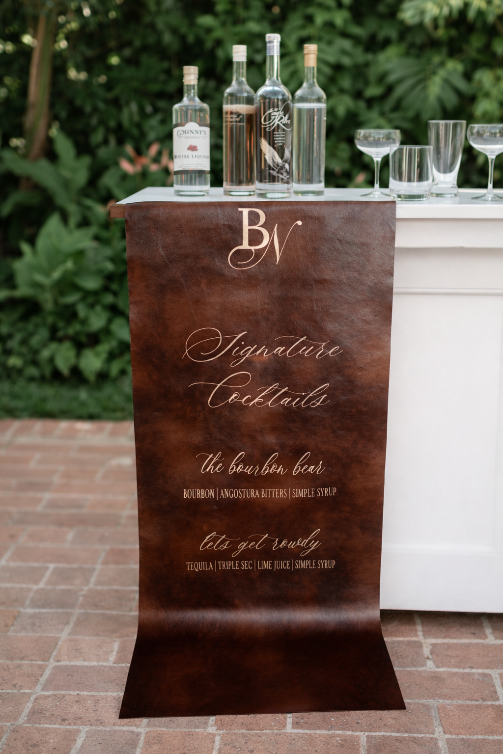 Leather Bar Sign THD.png