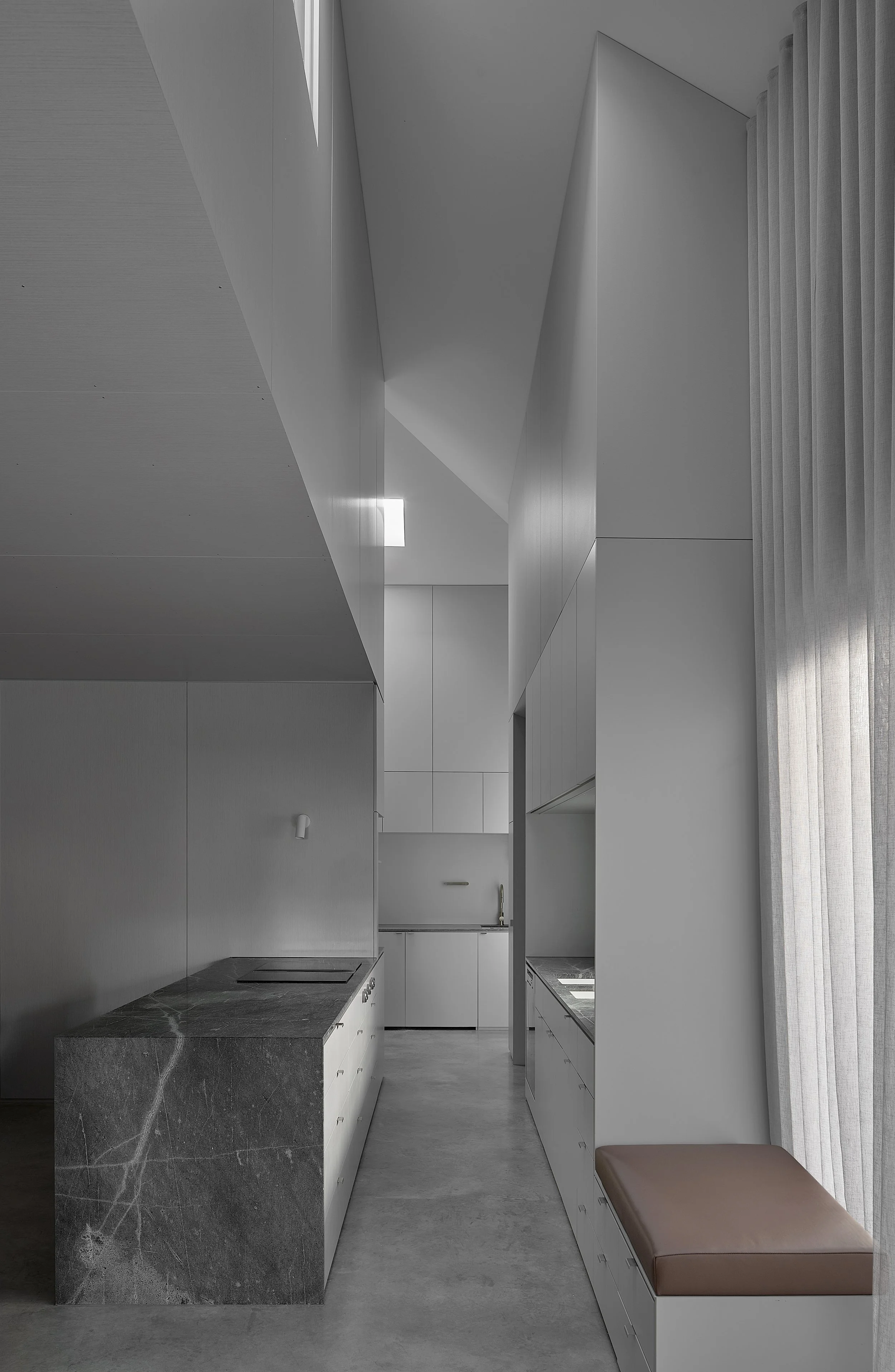 MEREDITH Branch_Elwood_0171_.jpg