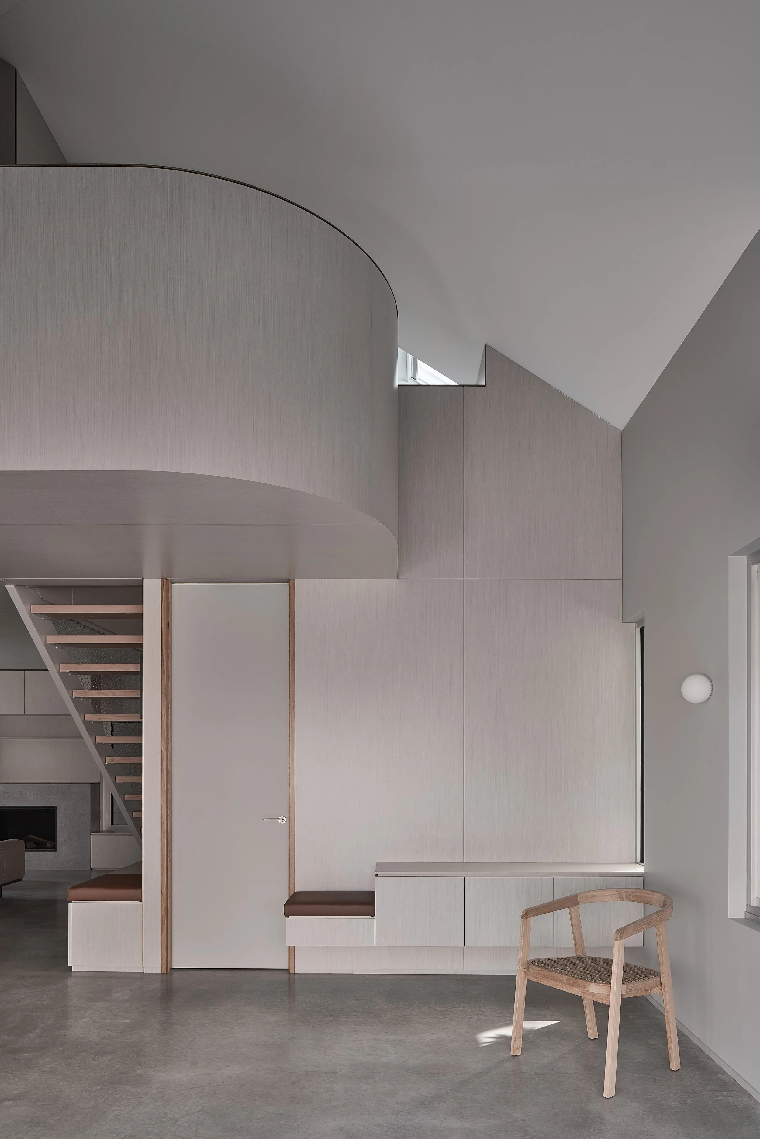 Branch_Elwood_0702 1.jpg