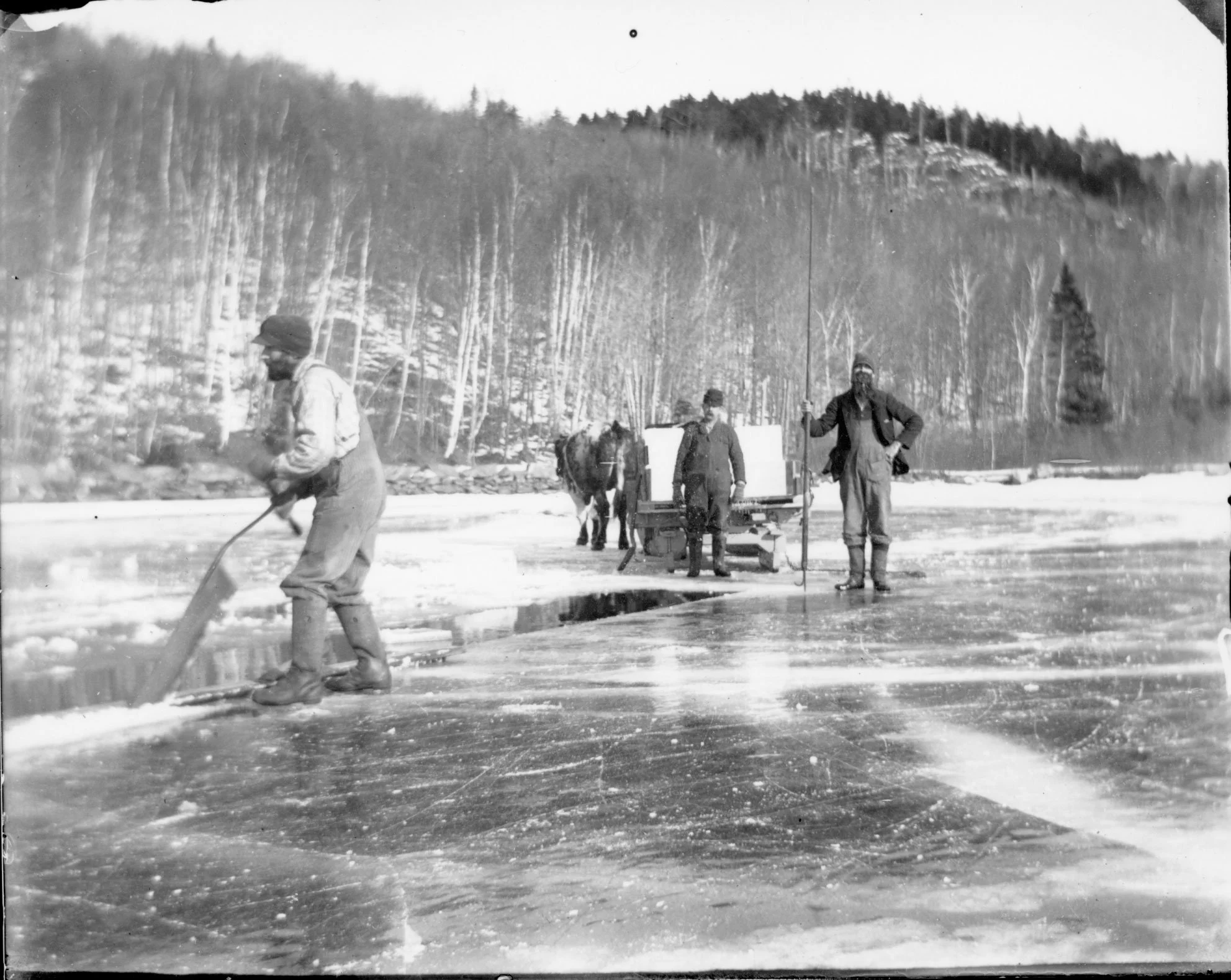 Harvesting ice on Dublin Lake circa 1900.
Photo by Henry D. Allison