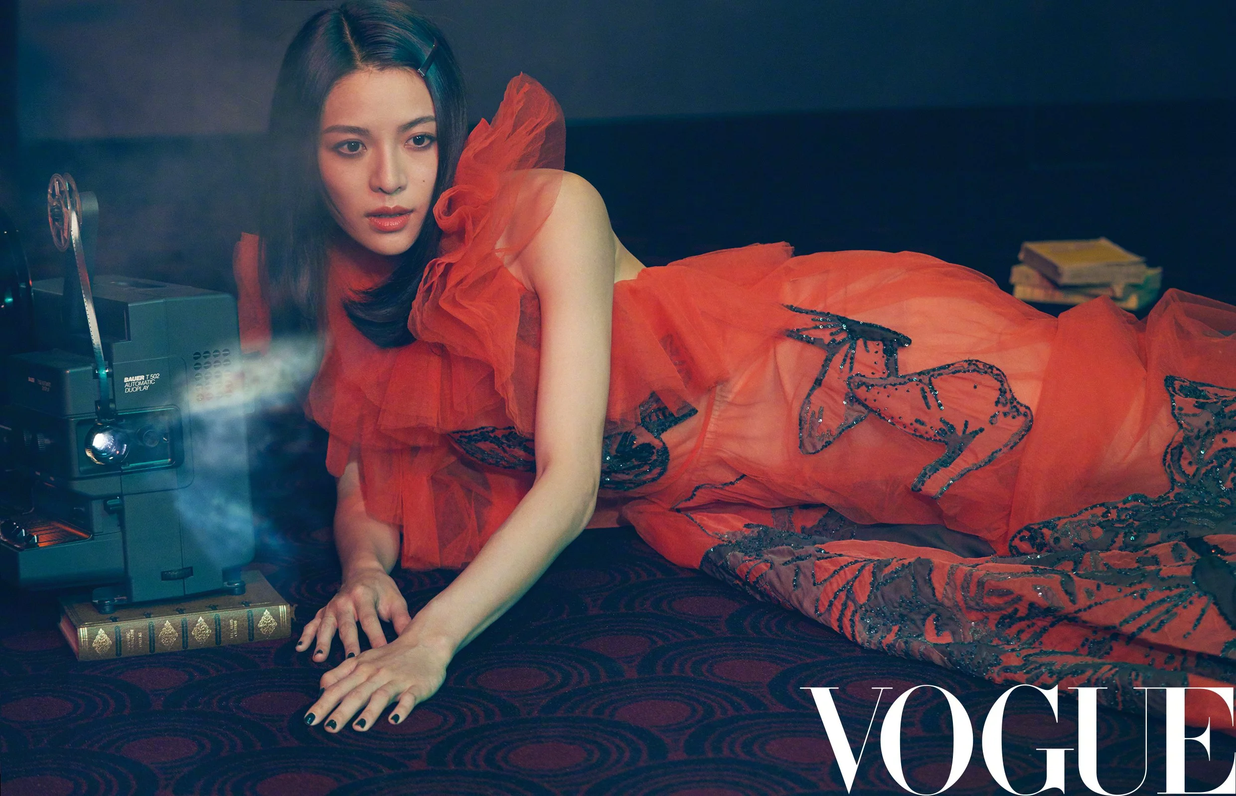 ELAINE ZHONG / 钟楚曦