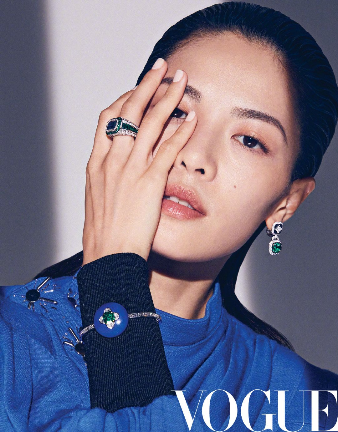 Olaf_Wipperfürth_Vogue_China_Louis_Vuitton_Jewelry-special08.jpg