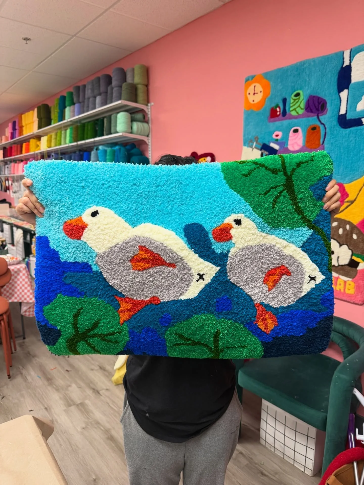 There&rsquo;s something so special about watching people come in to make tufted gifts for someone they love, and hearing the stories behind each piece 🧶🤍

We&rsquo;re grateful to meet new faces every day, welcome back familiar ones, and create litt