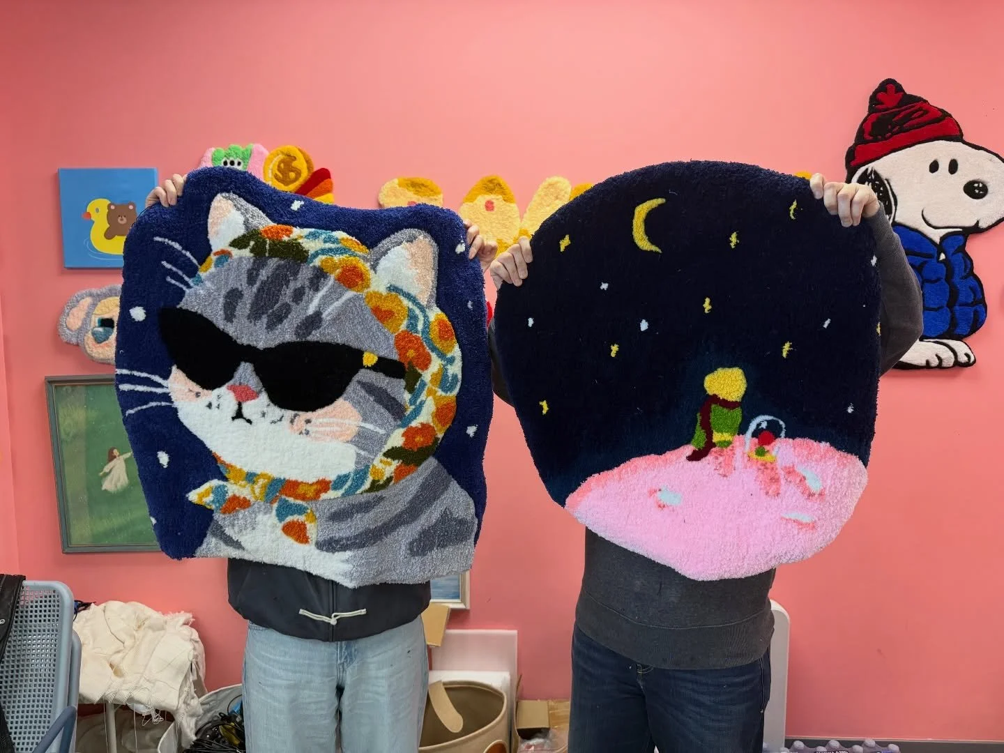 First Little Prince tufting in a while 🥹👑✨💫 
We missed this cutie so much!! 💛🌙 

Swipe right 👉 to pick your fave!! Which one are you choosing?! 😍👇 

SpongeBob &amp; Patrick have been taking over lately 🧽⭐️💥 
And that doggy portrait on page 