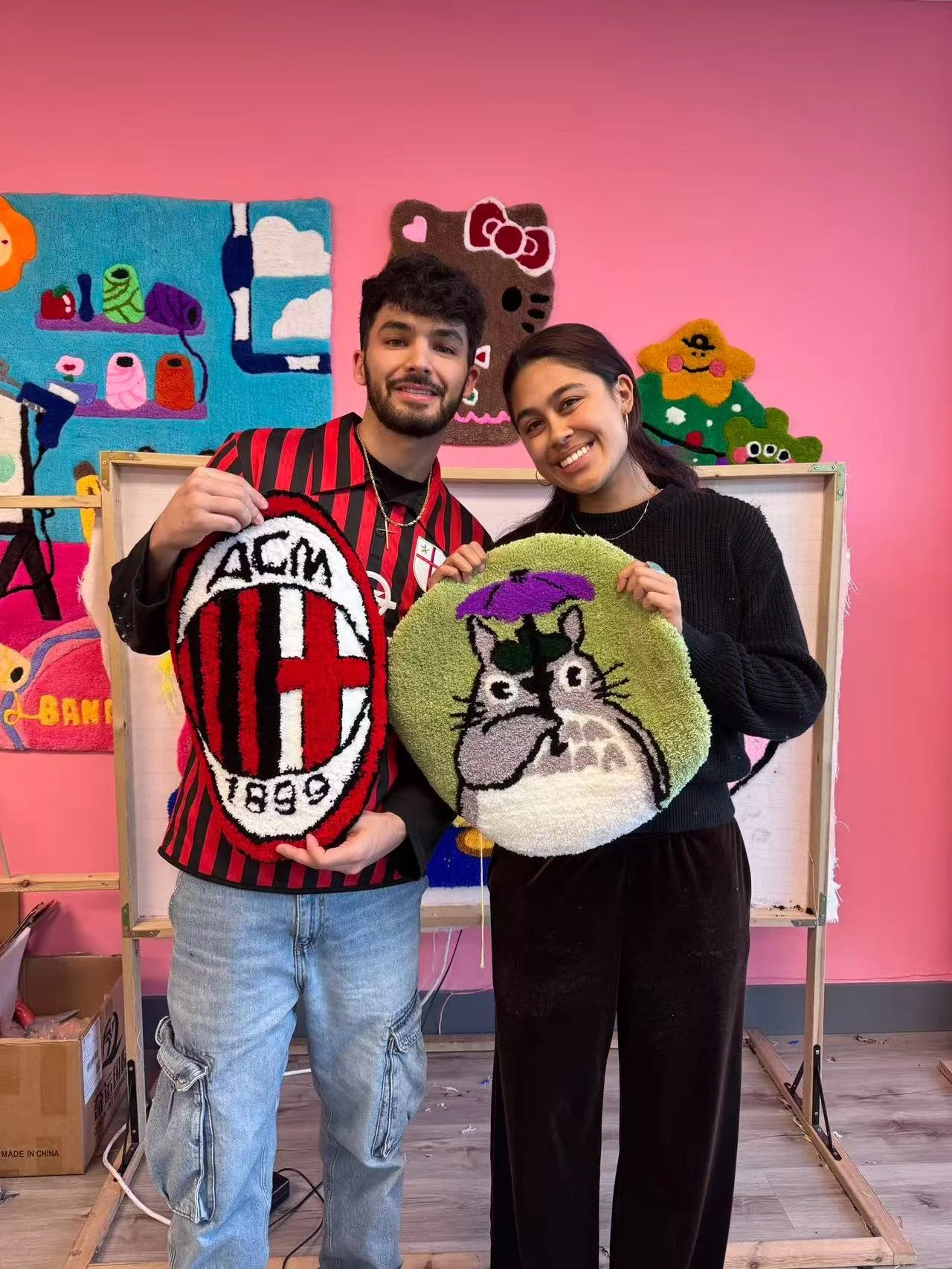 We&rsquo;re still waiting for someone to come in and make a FIFA-themed rug 👀⚽️ where are the soccer fans at!!

We have been seeing a big rise in sports-related tufting lately though 🏀🏈⚾️ &mdash; love seeing all the team logos and creative ideas c