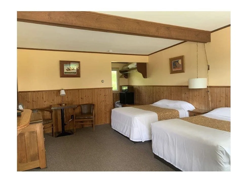 Shared double room with Retreat