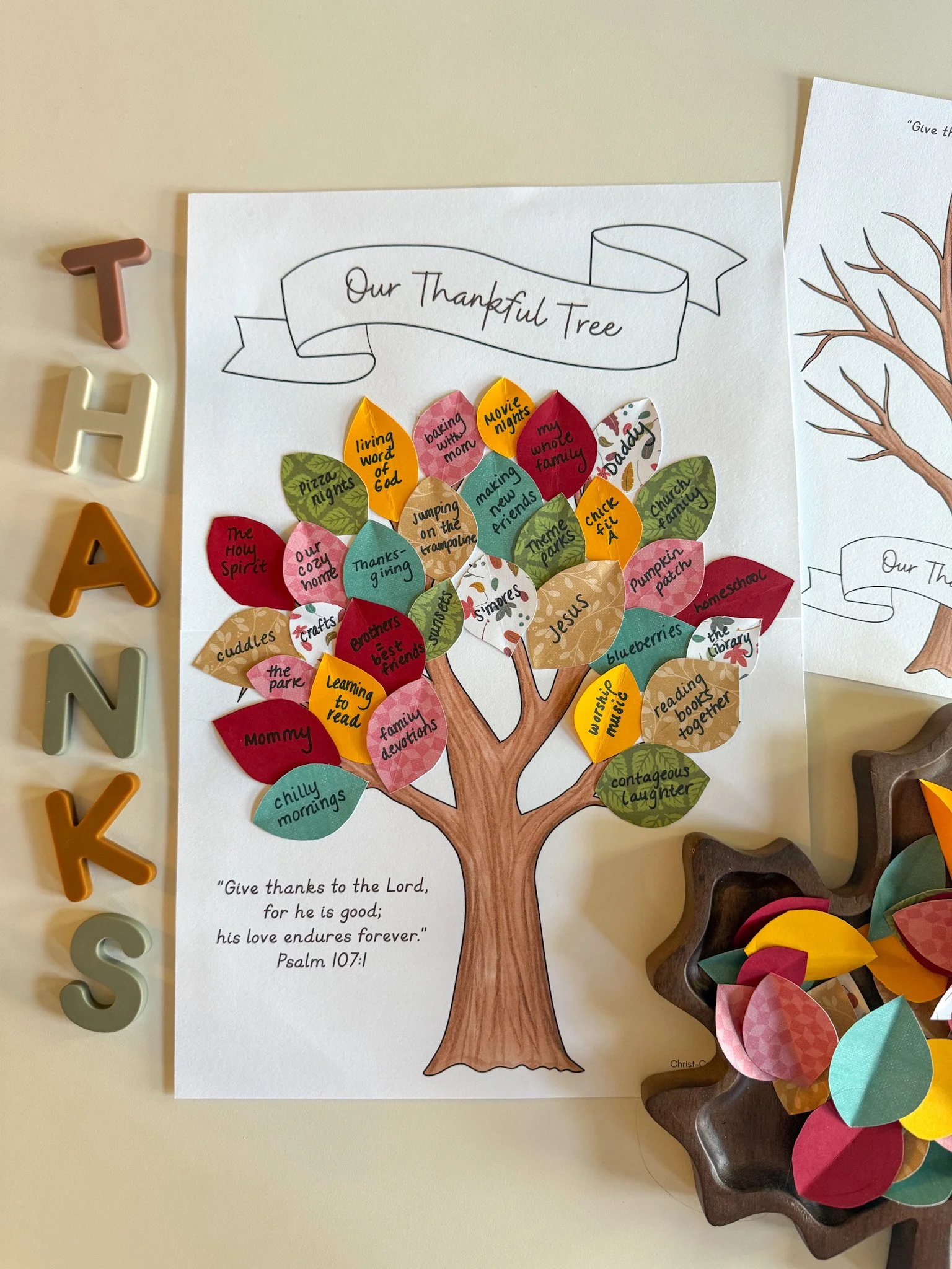 Our Thankful Tree Psalm 107:1 Thanksgiving Family Tradition, English and Spanish