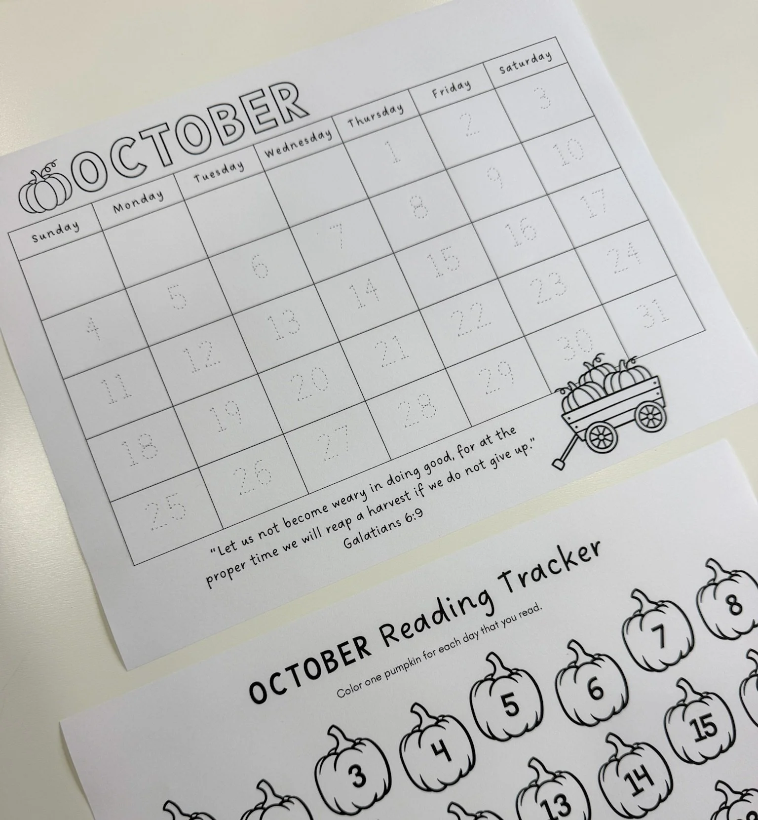 October Calendar and Reading Tracker, English