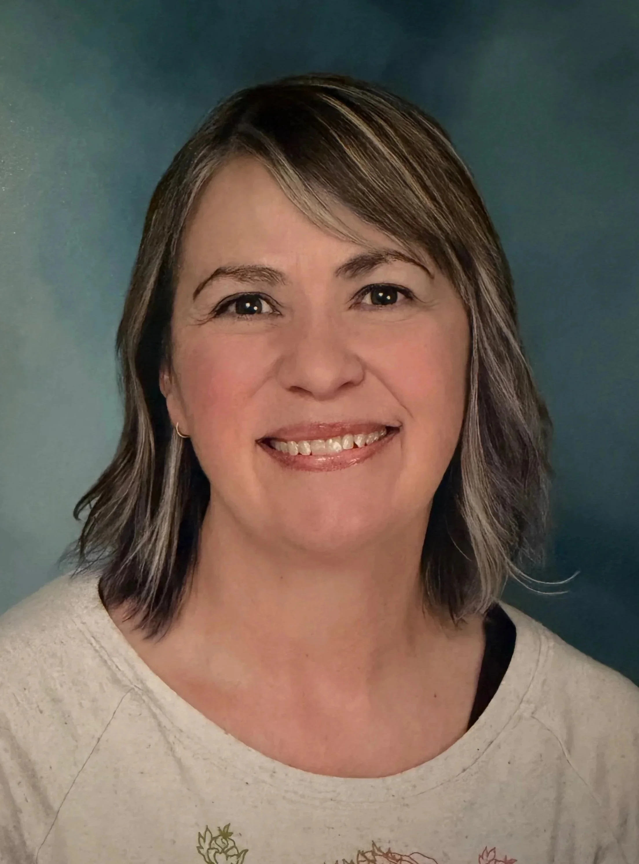 Teacher Tami Aidlin: Photo by Lydia Brewer Photography