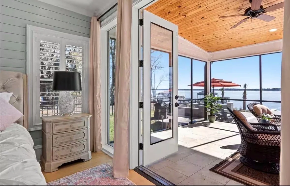 King Private Bathroom 2.jpeg