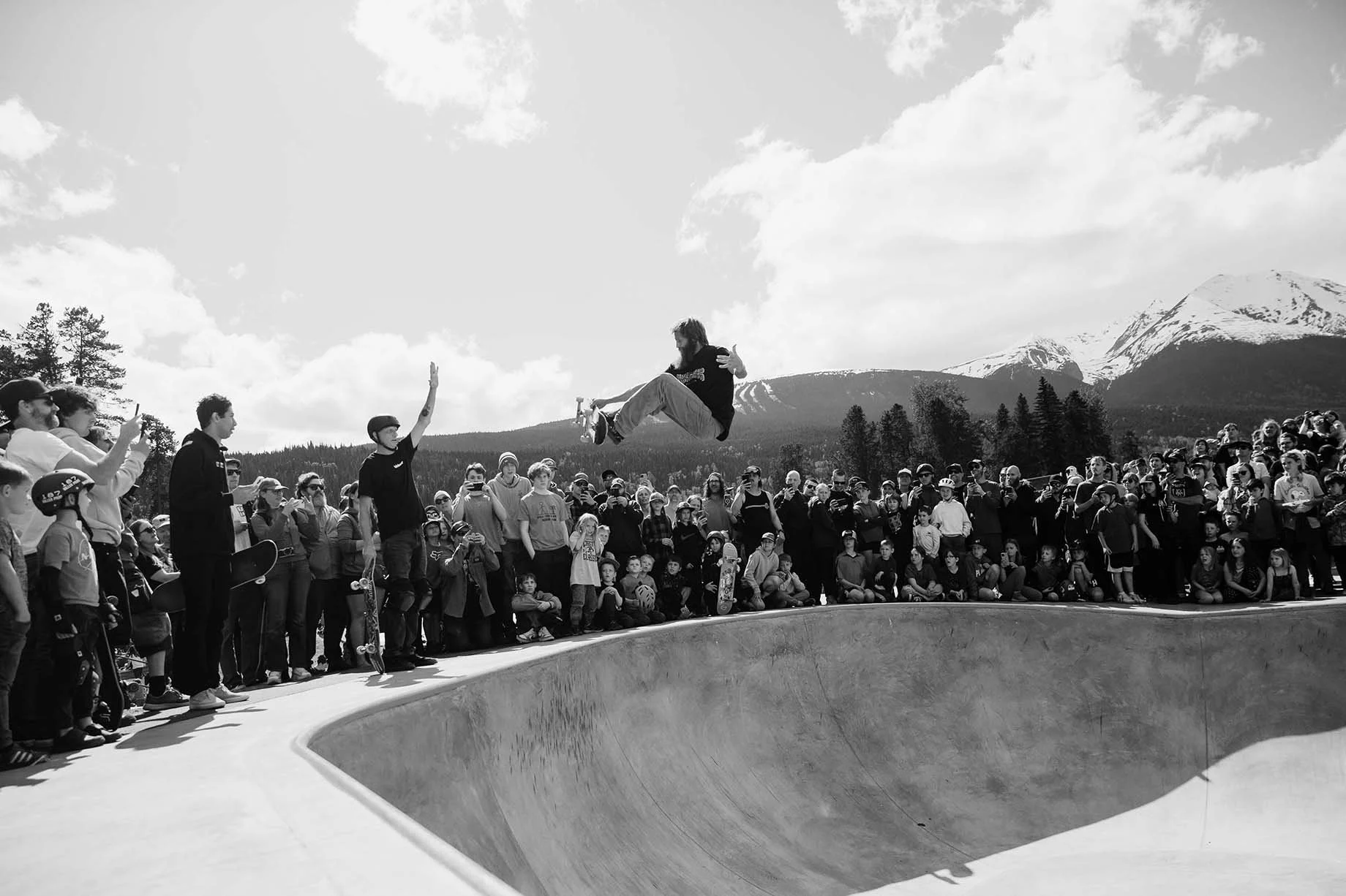 TonyHawk-Smithers-9041-b&w.jpg