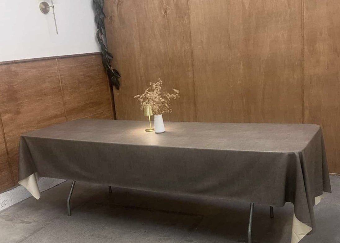 8ft Tables With Matte Tableclothes