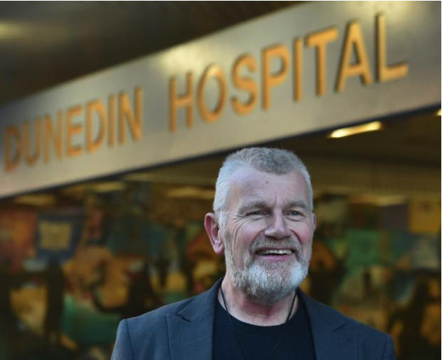 ODT: Senior cancer specialist warns pathology services are under pressure as he leaves for Australia