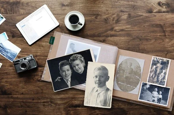 photos-on-old-desk-camera