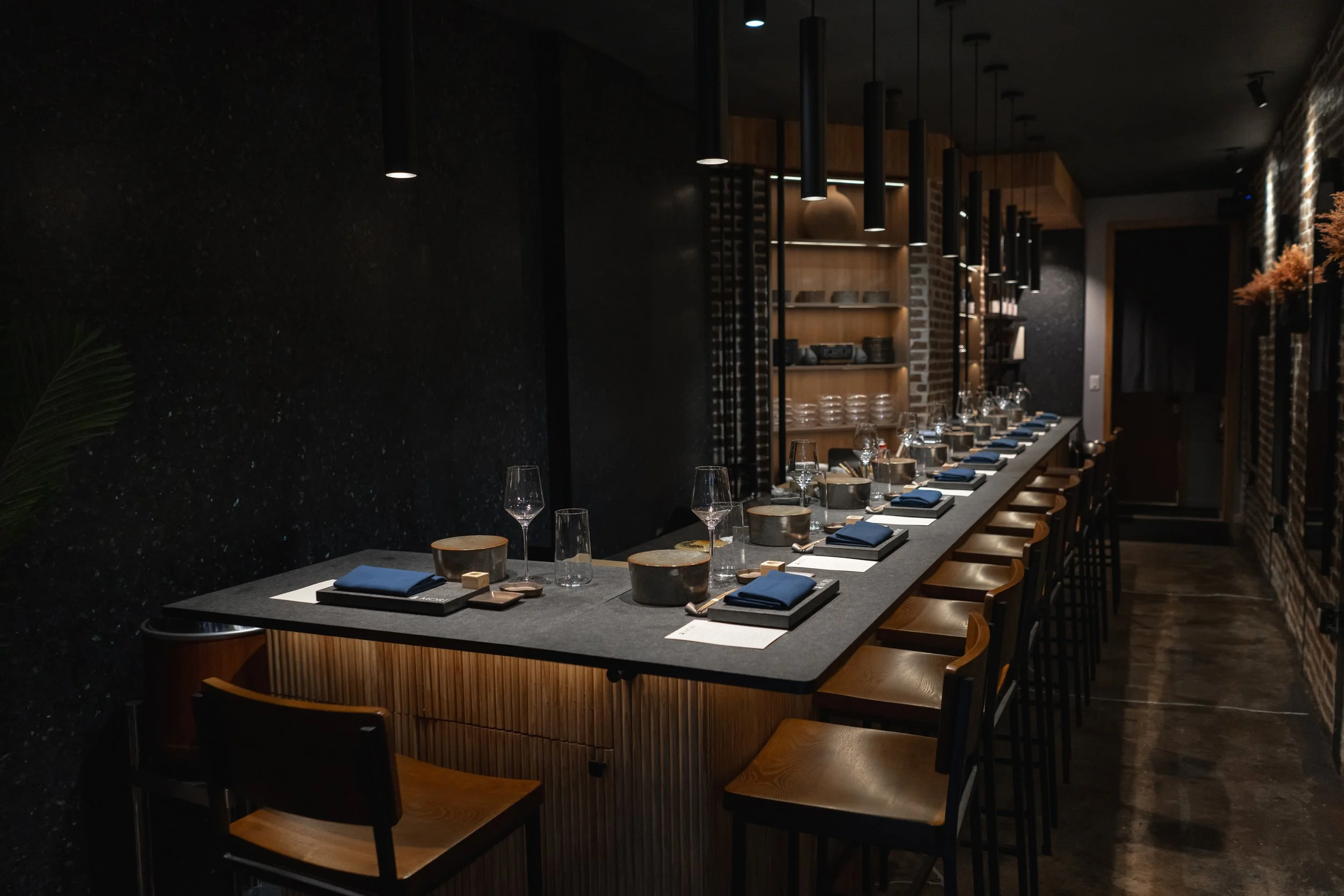 japanese-restaurant-bar-design-midtown.jpg