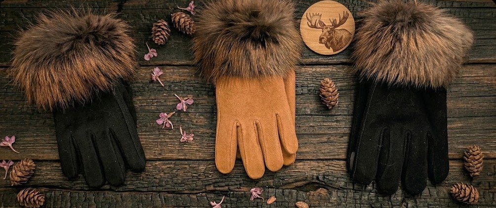 Hide & Beaver Fur Trail Gloves