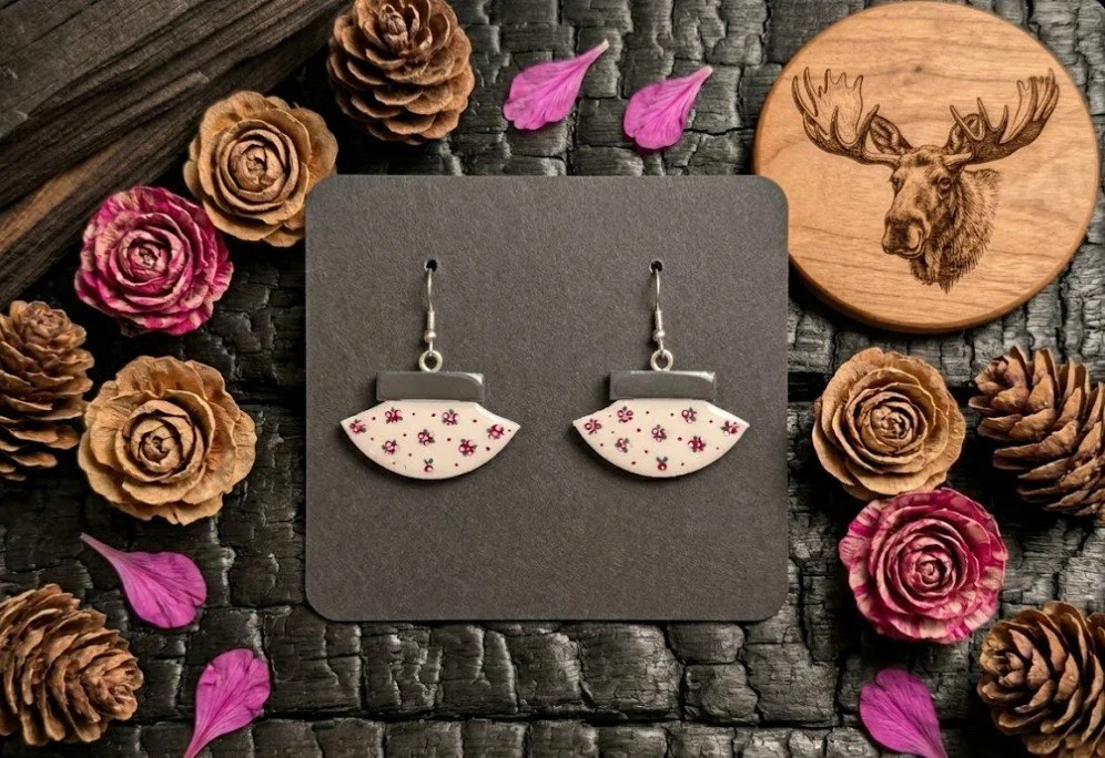 Cranberry Ulu Earrings