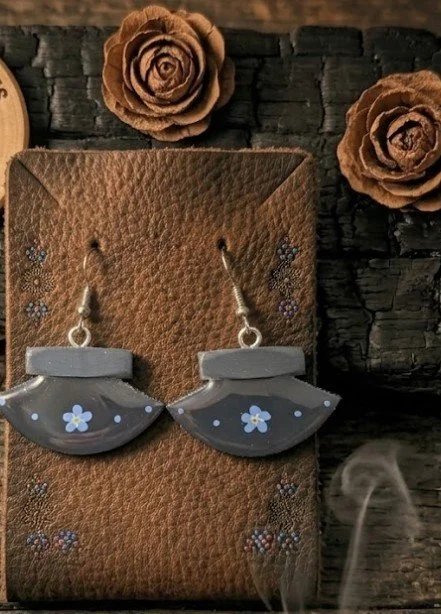 Forget-me-Not Ulu Earrings