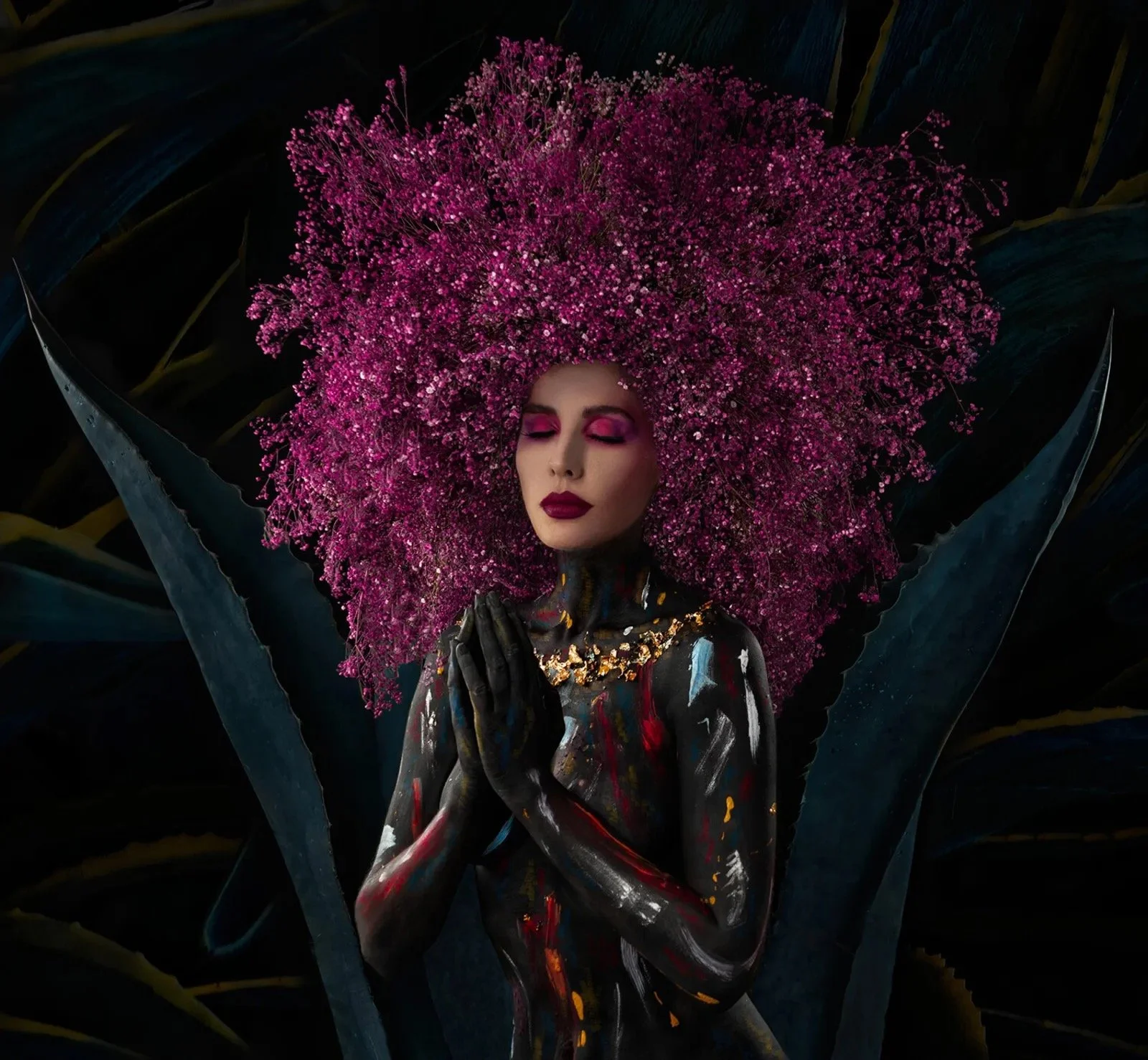 Agave Azul 
140 x 145 cms  
 Inquire 
