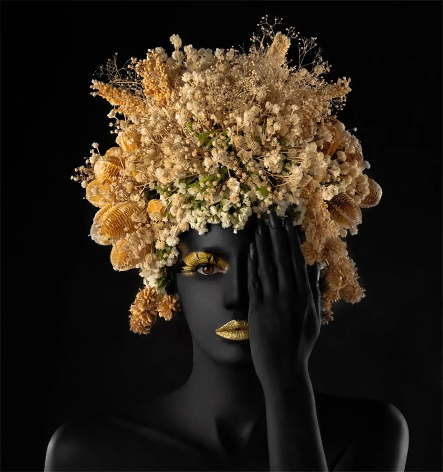 One Eye 
130 x 100 cms  
 Inquire 
