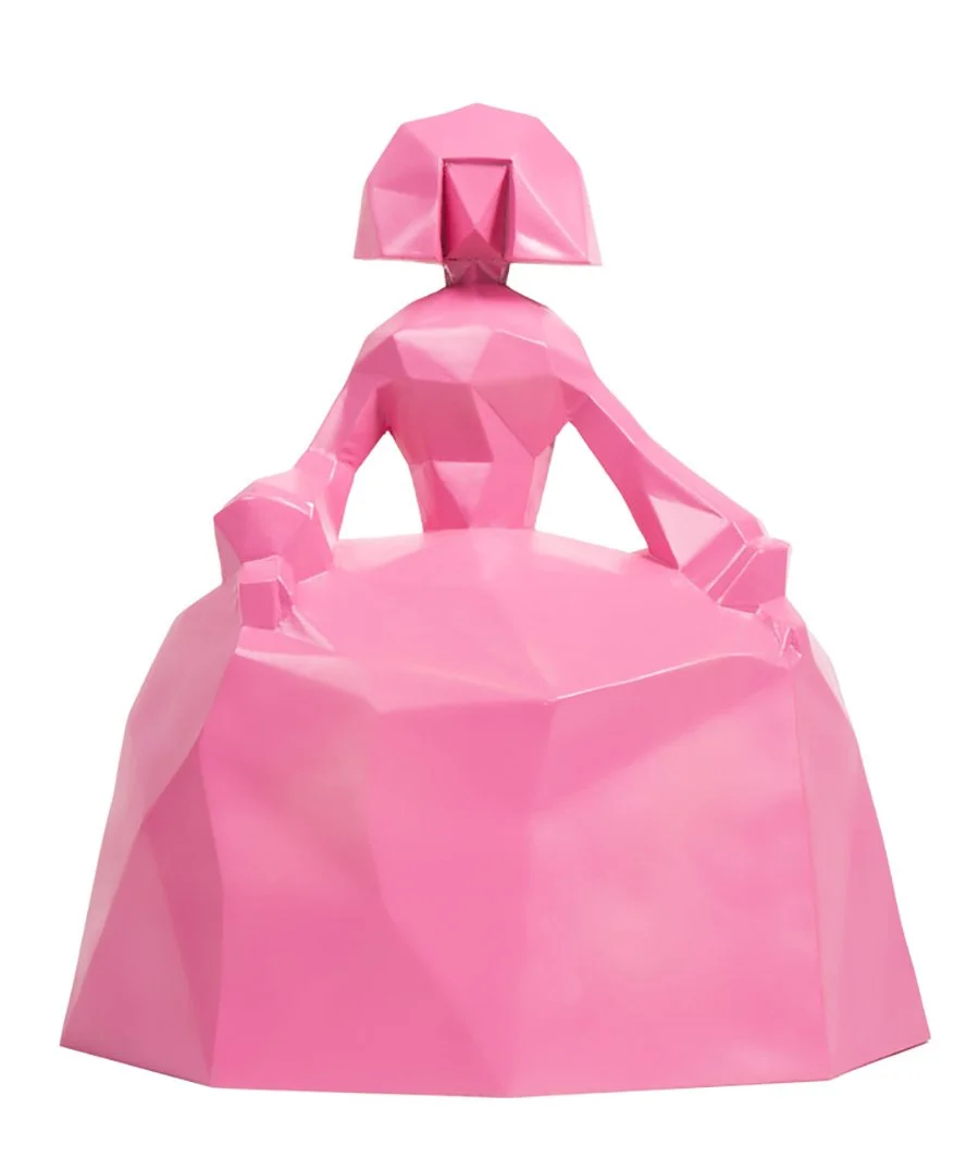 Menina Rosalia 
52 cms. / 45.5 cms. ancho / 32.5 cms. - Poliedrica - Color Rosa - Fibra de vidrio. pintura acrilica - P. 3.5 Kg Menina en 32 cms. - resina  
 Inquire 