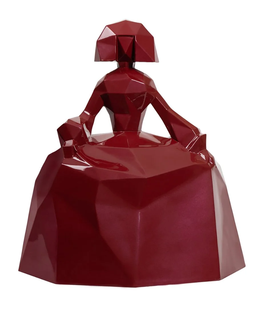 Menina Micaela 
32 cms. alto / 28 ancho / 20 profundo- Color cereza metalizada - pintura bicapa con partículas metálicas y barniz alifático . material resina, 2 kg  
 Inquire 